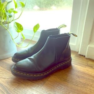 Dr Martens low shaft Bianca Chelsea Boot